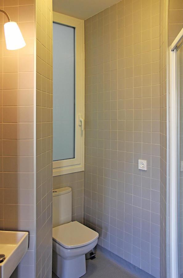 Playa Zurriola - 500 Meters To Zurriola And Size 90m2 -no Party At Home- Apartment