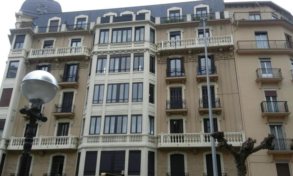 Apartment Playa Zurriola - 500 Meters To Zurriola And Size 90m2 -no Party At Home-